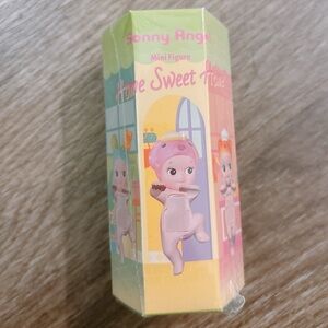 Sonny Angel Home sweet home